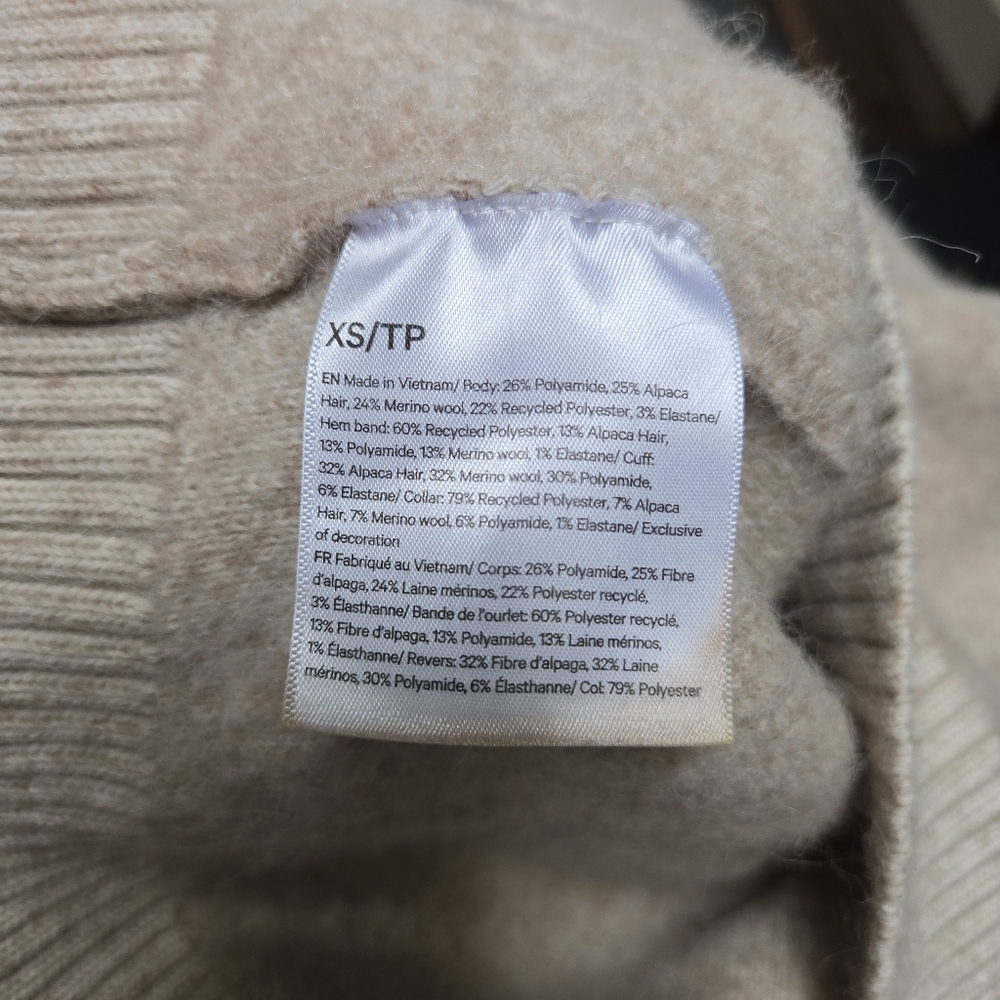 Lululemon Alpaca Wool-Blend V-Neck Sweater Heathered White Opal - Picture 11 of 11